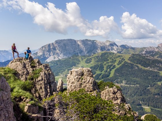 Wanderer am Berg (c) Martin Luegger.