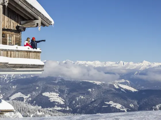 Ausblick von einer Almnhütte im Winter (c) Martin Luegger. Ausblick von einer Almnhütte im Winter (c) Martin Luegger.
