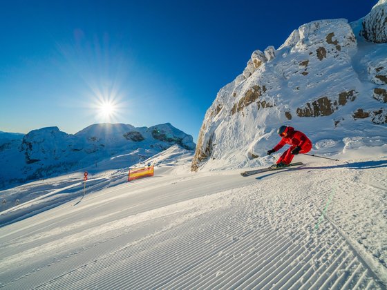 Skifahrer im Skigebiet Nassfeld (c) Peter Maier - nassfeld.at.