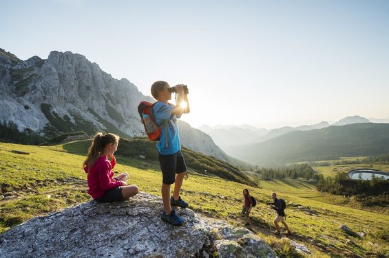 Hiking with the whole family Copyright Daniel Zupanc