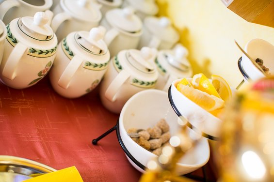 Hot tea at the breakfast buffet at Nassfeld