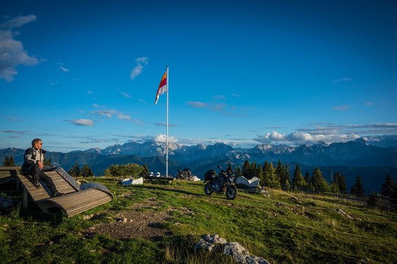 Blick von der Villacher Alpenstraße am Nassfeld in Kärnten