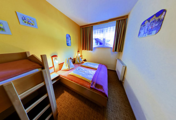 Appartement Schneewittchen - Ferienwohnung im Hotel Garni Zerza am Nassfeld