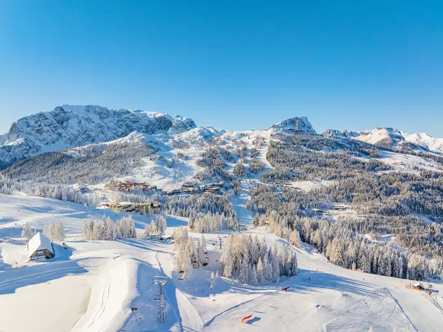 Dohnenaufnahme vom Nassfeld im Winter (c) Peter Maier - nassfeld.at.
