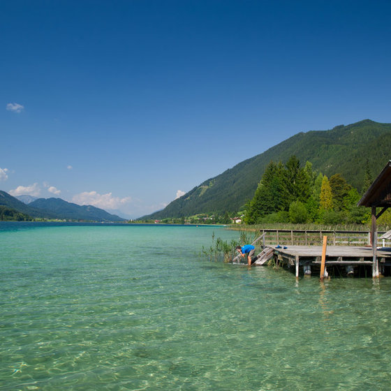 Weissensee im Sommer unweit der Frühstückspension Zerza in Kärnten