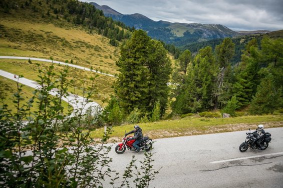 Nockalmstraße mit dem Motorrad in Kärnten