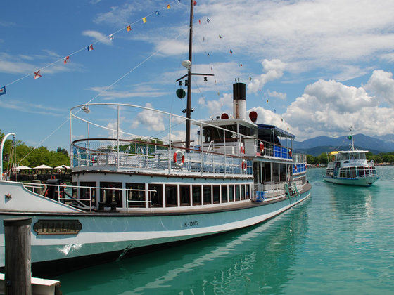 Schifffahrt am Wörthersee unweit der Frühstückspension Zerza.