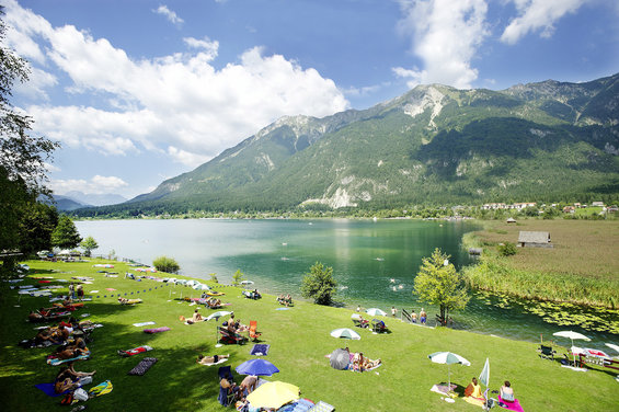 Pressegger See im Sommer am Nassfeld