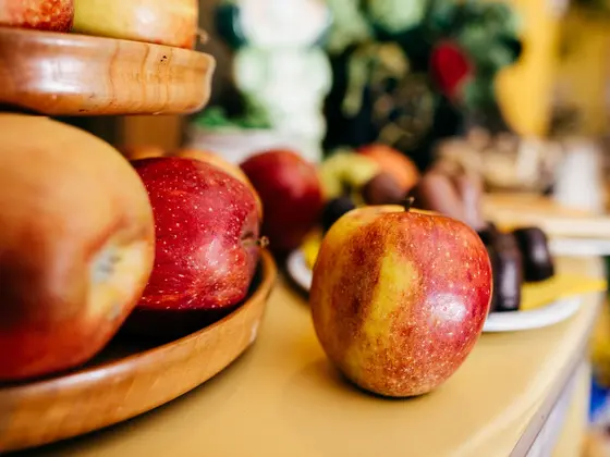 Obst am Frühstücksbuffet im Hotel Garni Zerza
