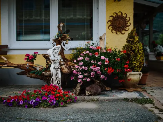 Dekoration vorm Hotel Garni Zerza