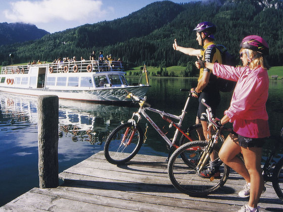 Kurzer Zwischenstopp mit dem Fahrrad am Nassfeld.