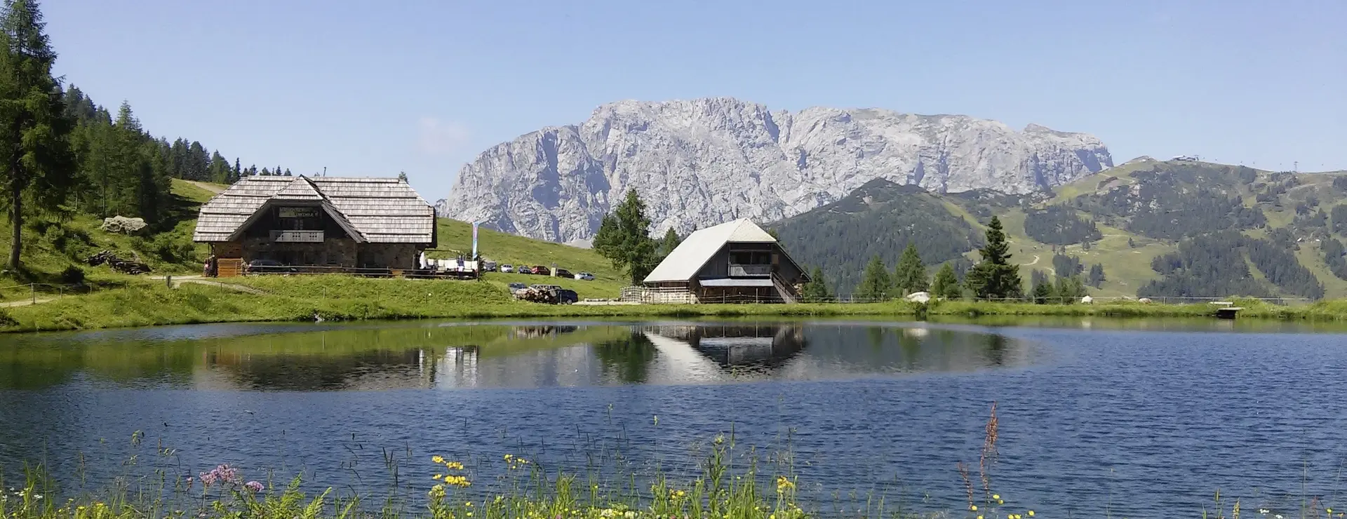 Watschinger Alm mit See (c) nassfeld.at.